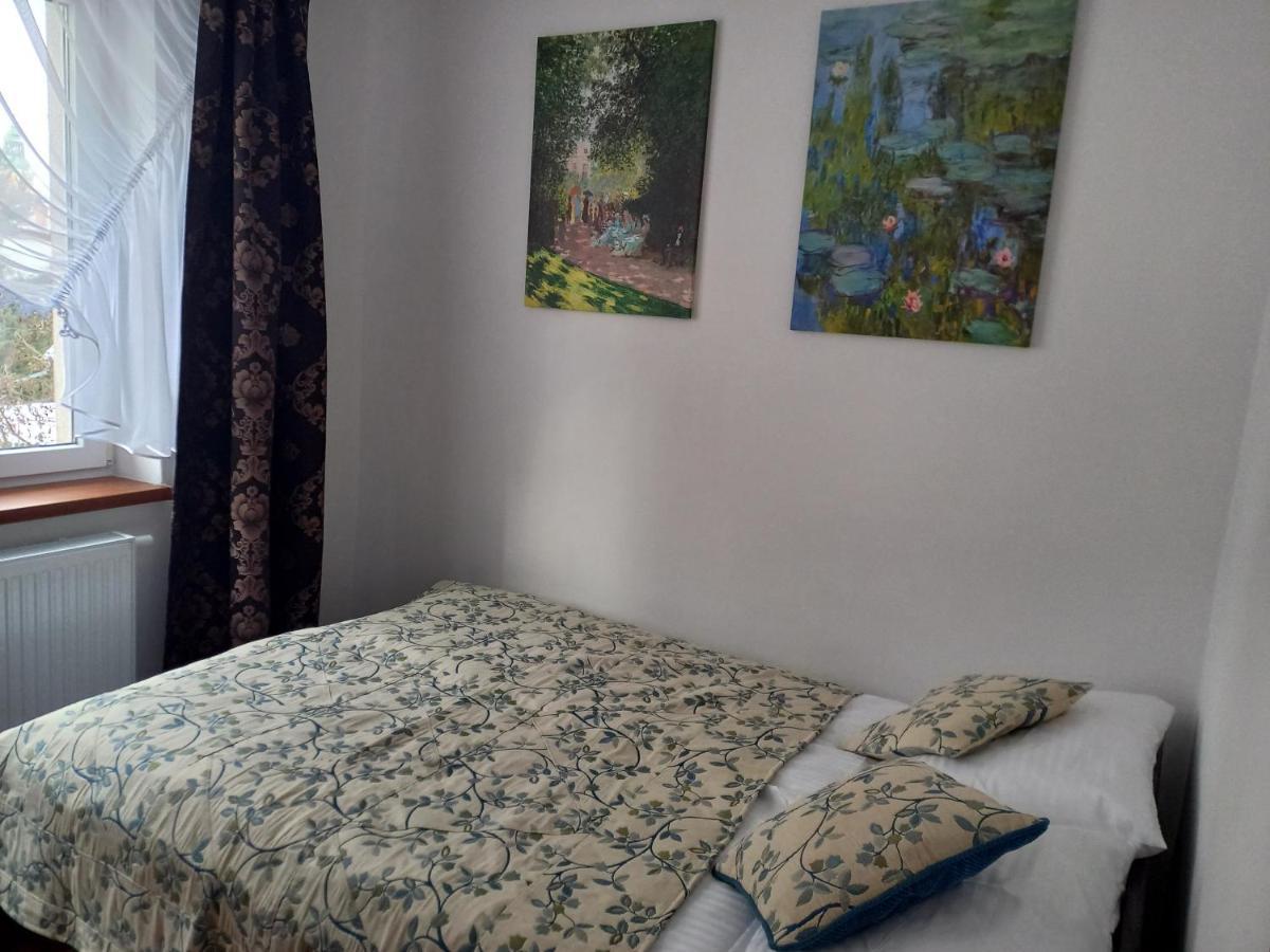 Aparthotel "Apartamenty Korona" W Cieplicach Przy Basenach Termy Cieplickie Koronacieplic,Pl Jelenia Góra Zewnętrze zdjęcie