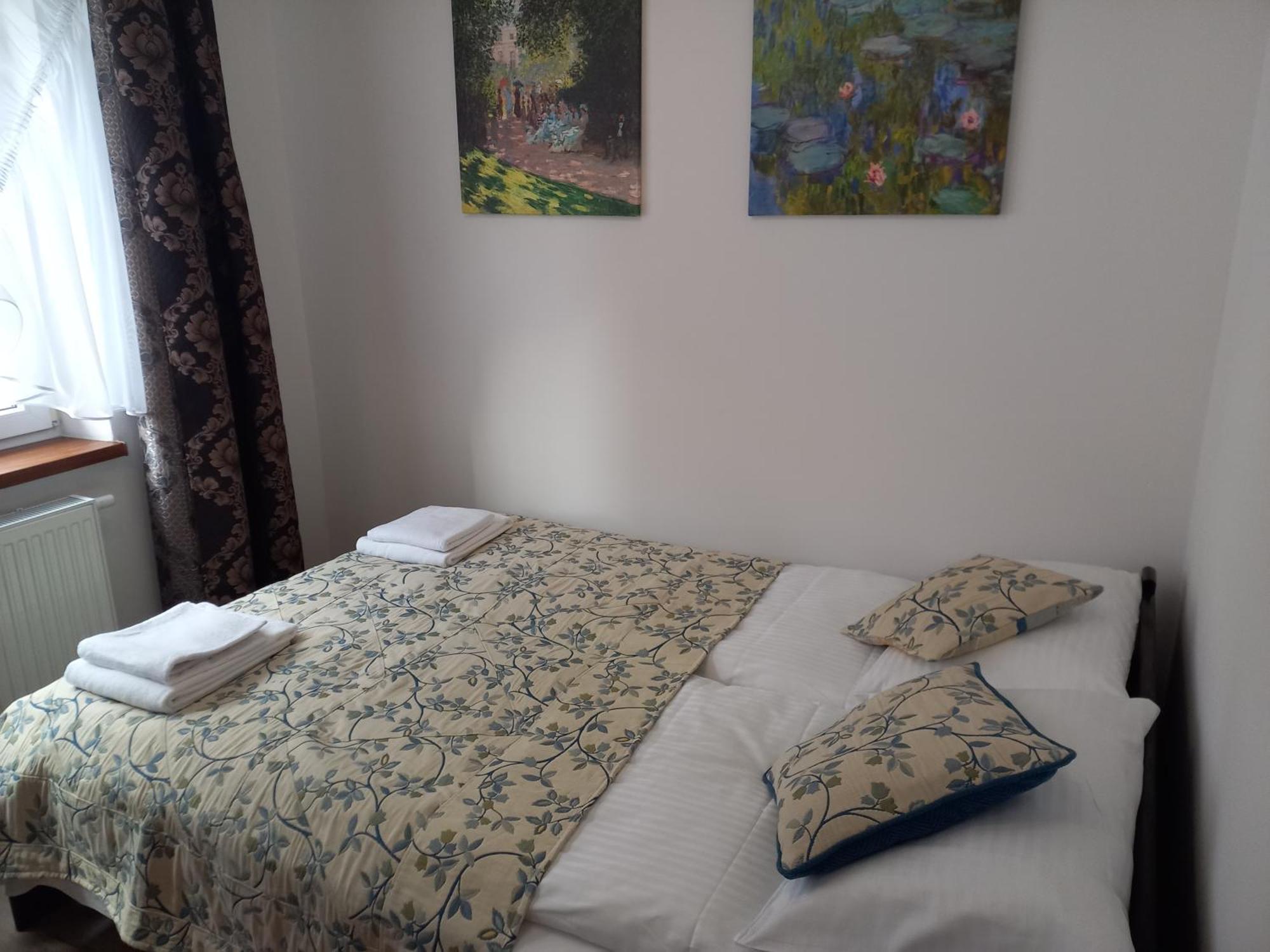 Aparthotel "Apartamenty Korona" W Cieplicach Przy Basenach Termy Cieplickie Koronacieplic,Pl Jelenia Góra Zewnętrze zdjęcie